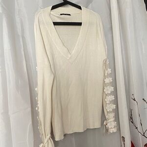 Black Tape Cream V-Neck Sweater with Floral Sleeves